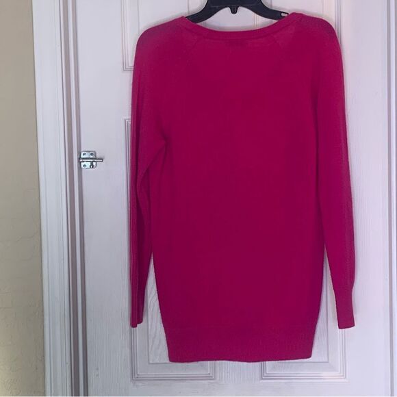 Equipment Femme 100% Cashmere Bright Berry Pink V-Neck Sweater Size Small - Picture 8 of 8
